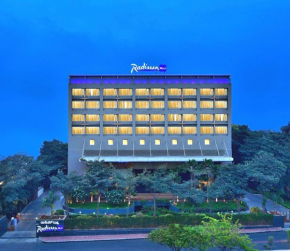 Отель Radisson Blu Bengaluru Outer Ring Road  Сампанги Рама Нагар